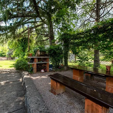 Elegant With Large Outdoor Area Apartment *